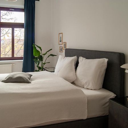 Grosse Familienfreundliche Wohnung In Drezno Zewnętrze zdjęcie